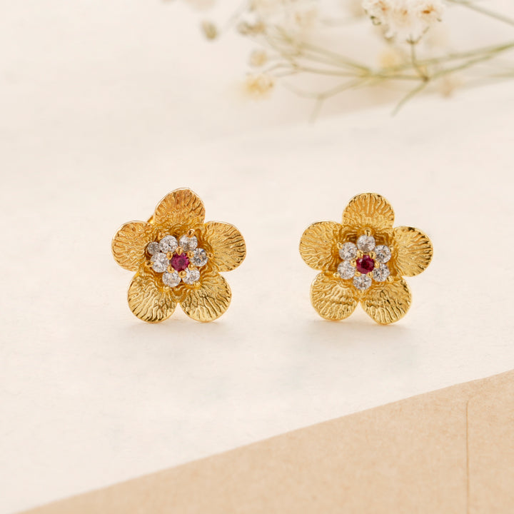 Blossom Floral White Stone Golden Earring