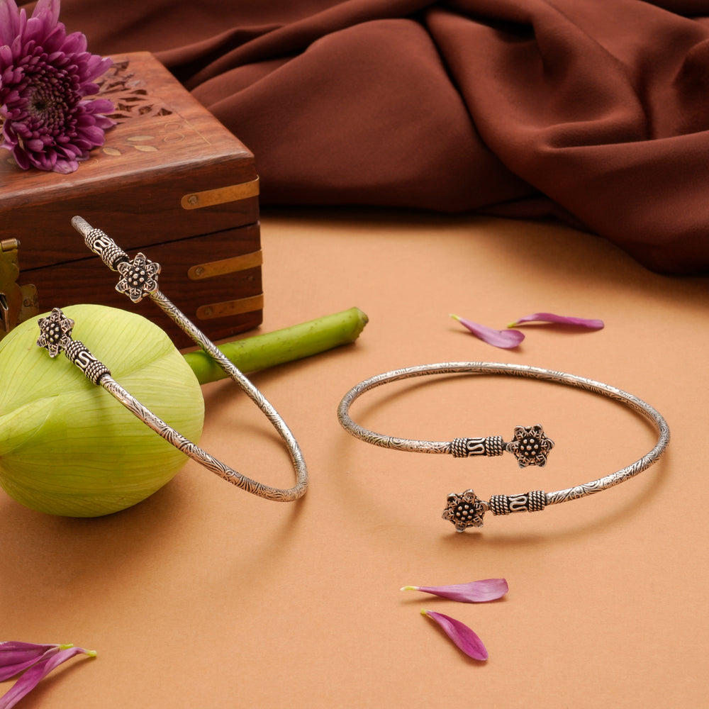 Floral Shape Antique Silver Thandai