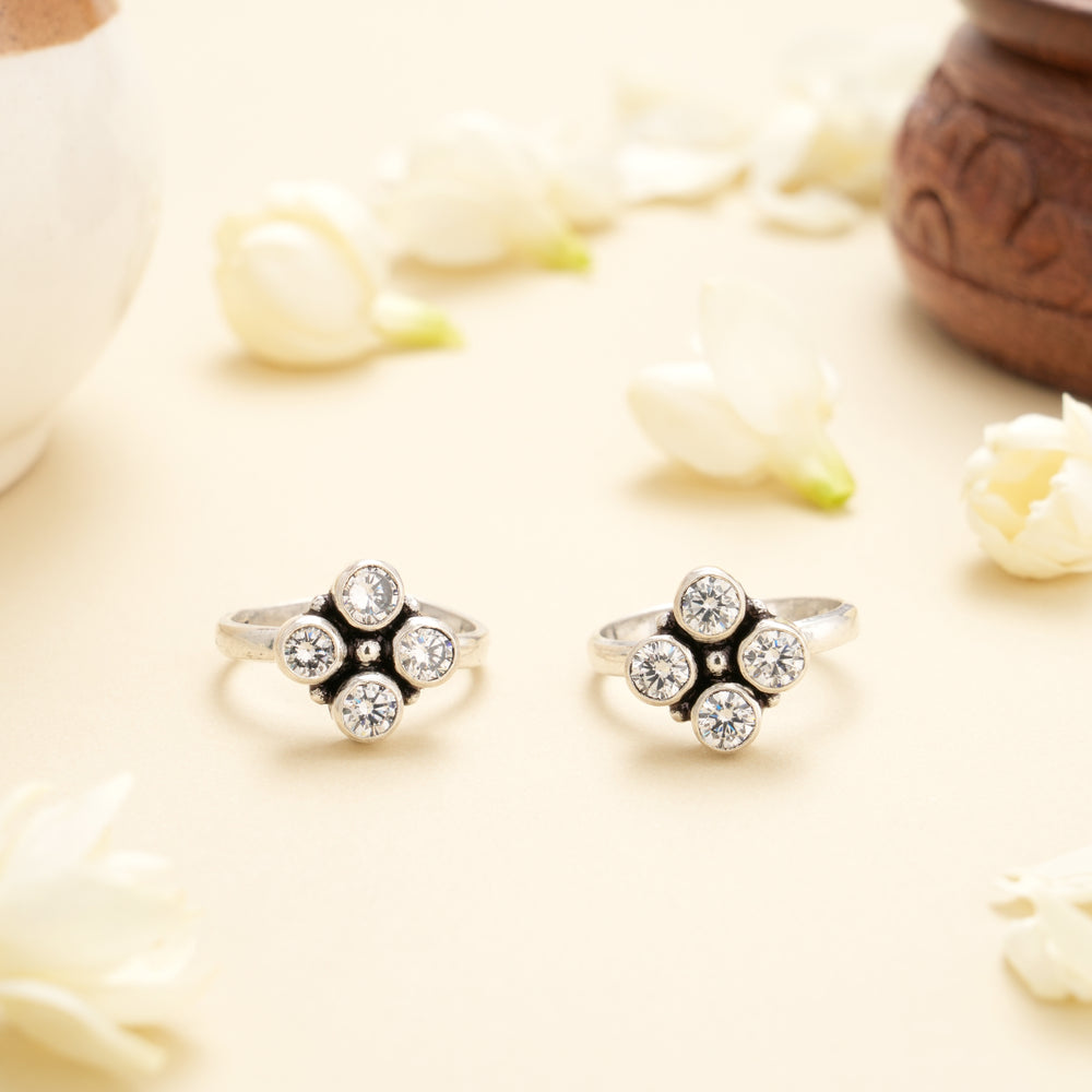 Classic Spark Floral Silver Toe Ring