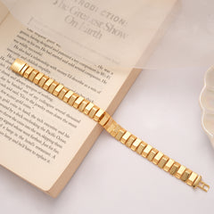 Broad Link Design Men’s Golden Bracelet