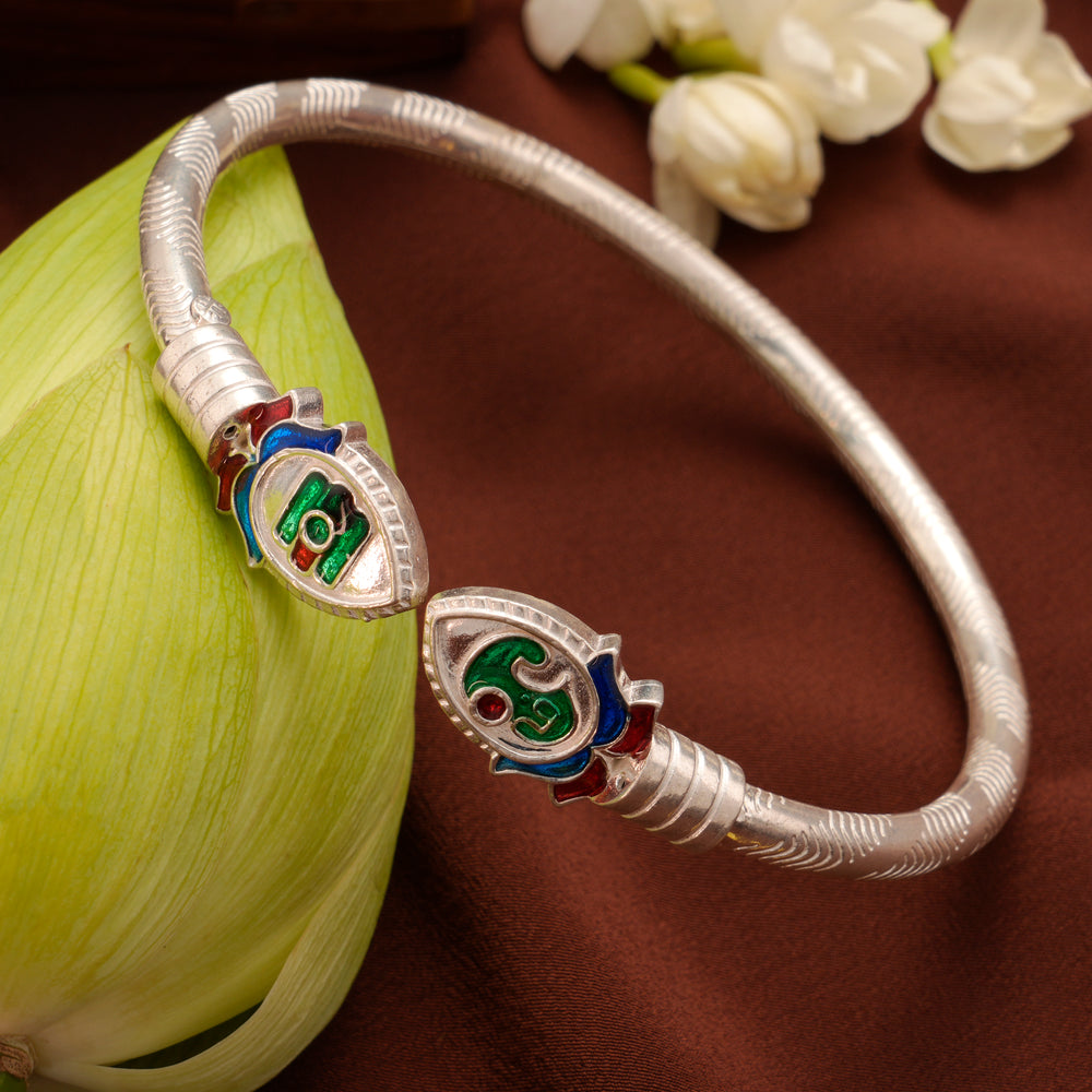 Engraved Om Vel Silver Kappu