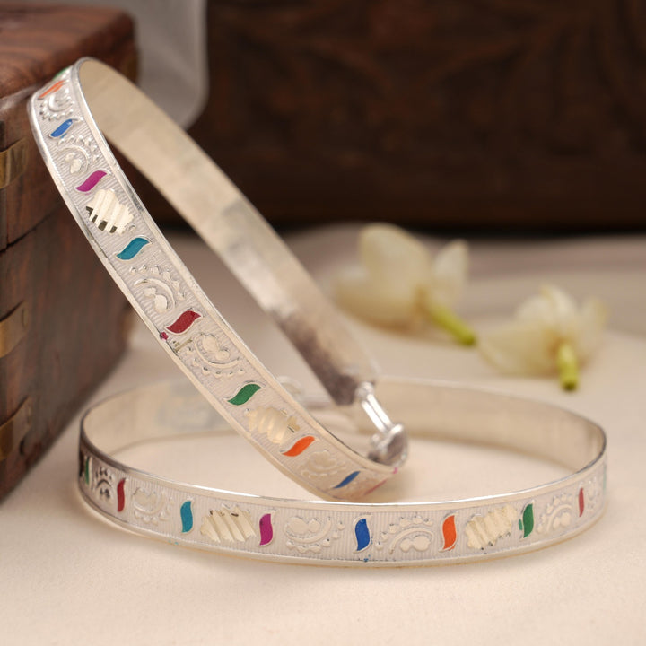 Elegant Baby Shower Silver Women's Bangles