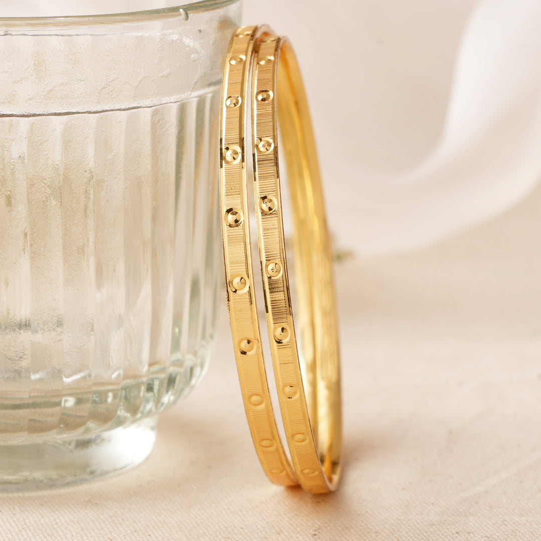 Polished Round Gold Plated Women’s Bangle