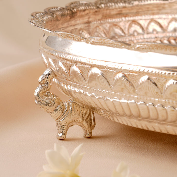 Elegant Round Silver Thamboolam Plate