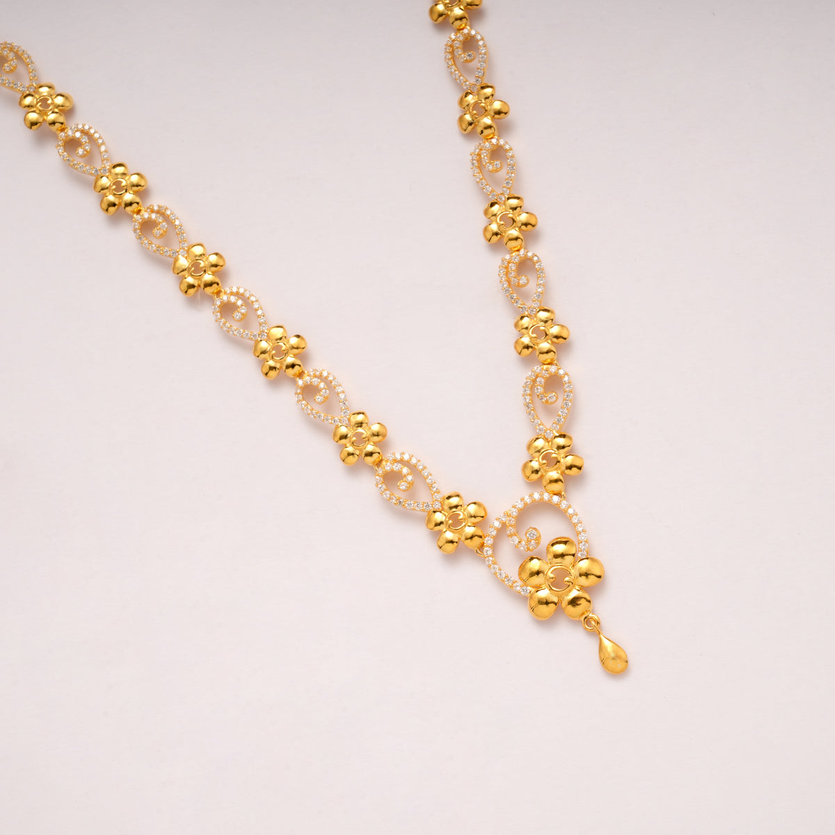 White Stone Leaf and Floral Golden Necklace Set
