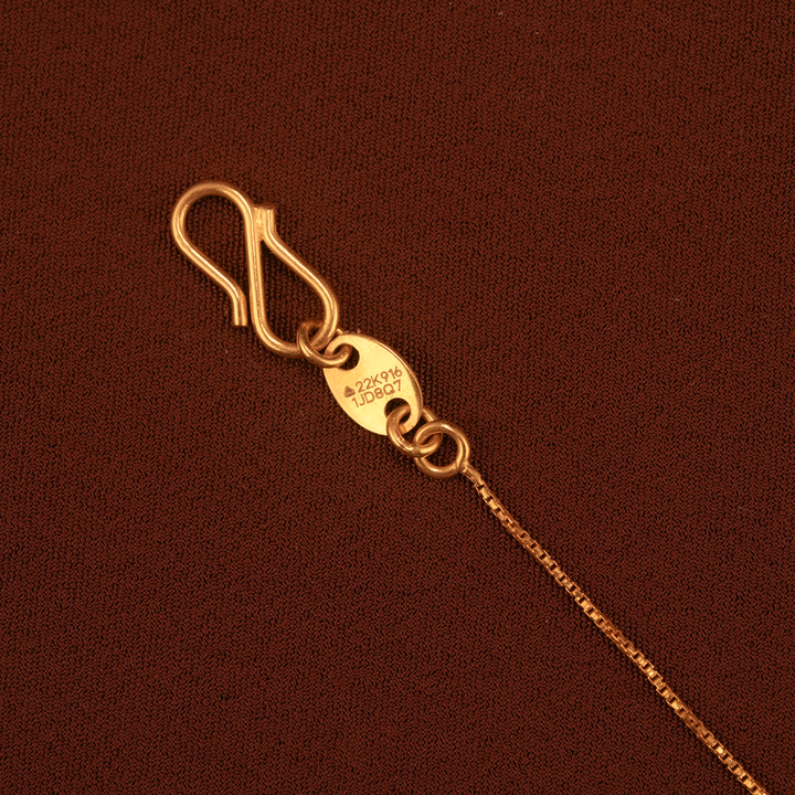 Elegant White Stone Flower Gold Chain
