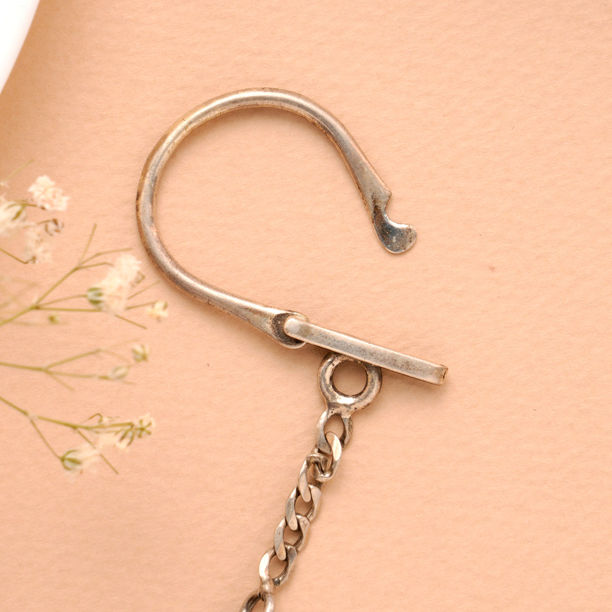 Stylish Guitar Silver Keychain