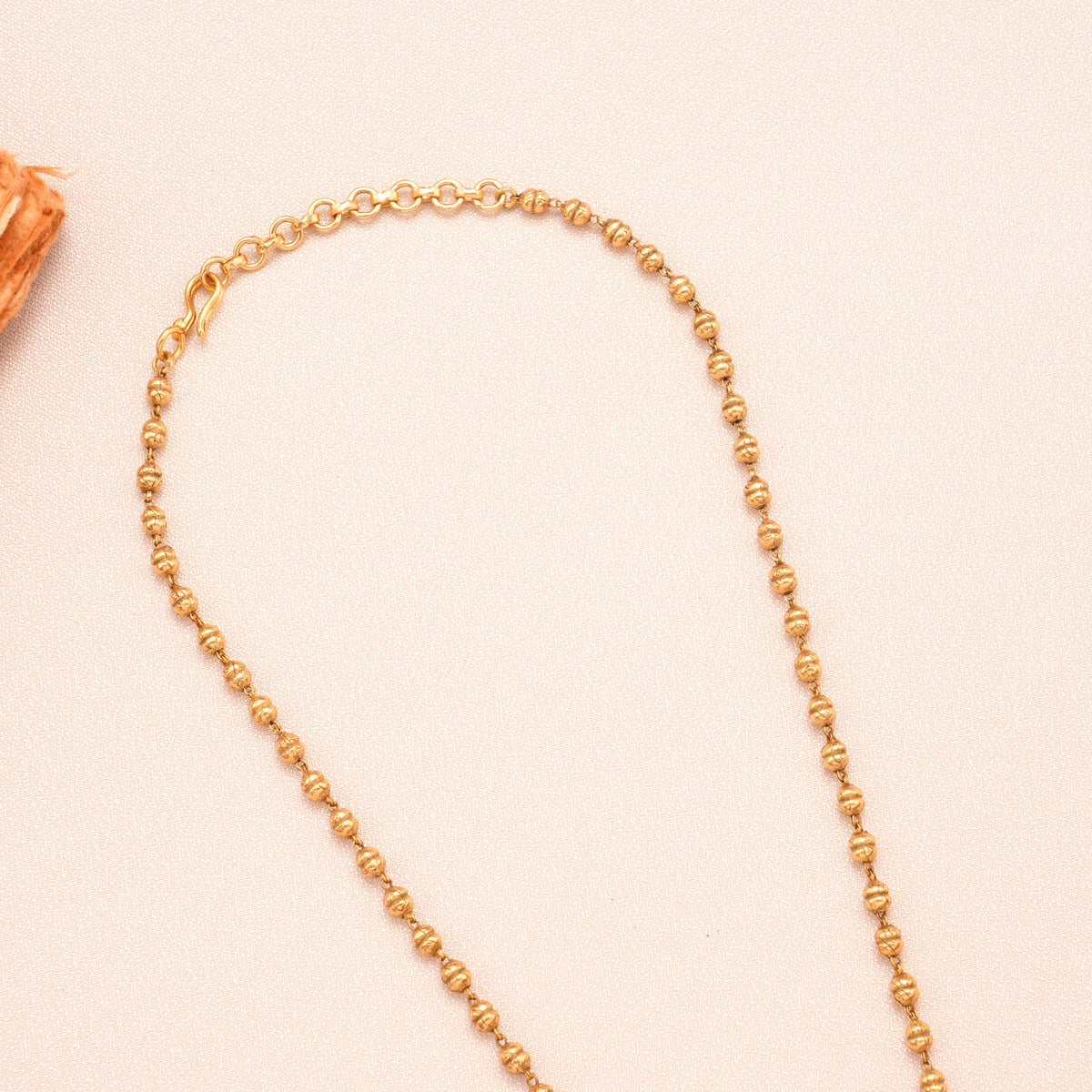 Golden Goddess Lakshmi Pendant Necklace Set