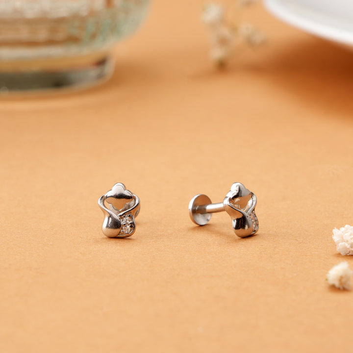 Elegant Floral Solitaire Silver Stud