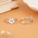 Lovely White Daisy Silver Toe Ring