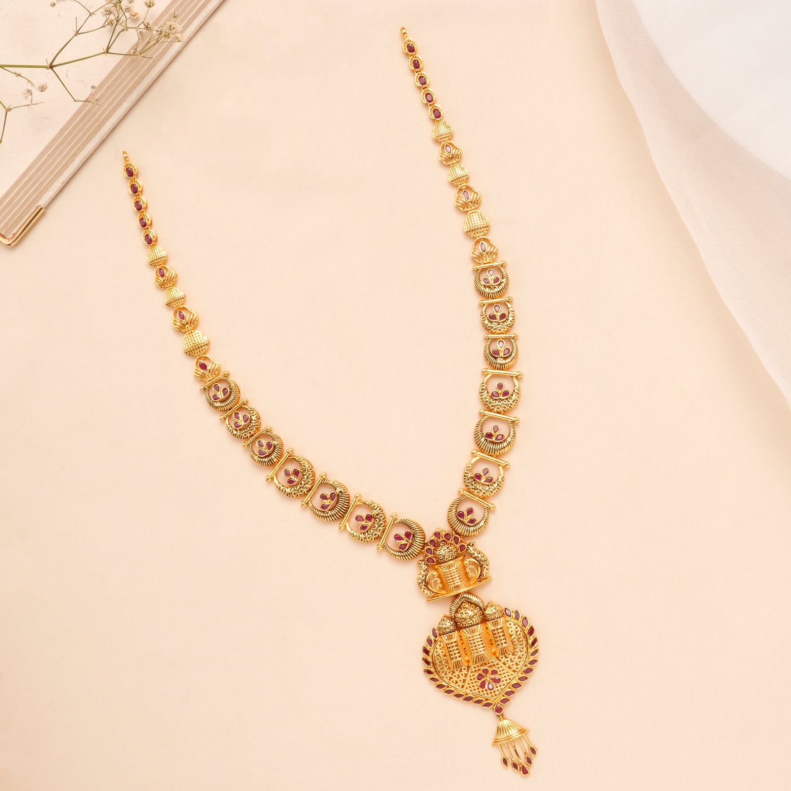Temple Pendant Golden Necklace Set