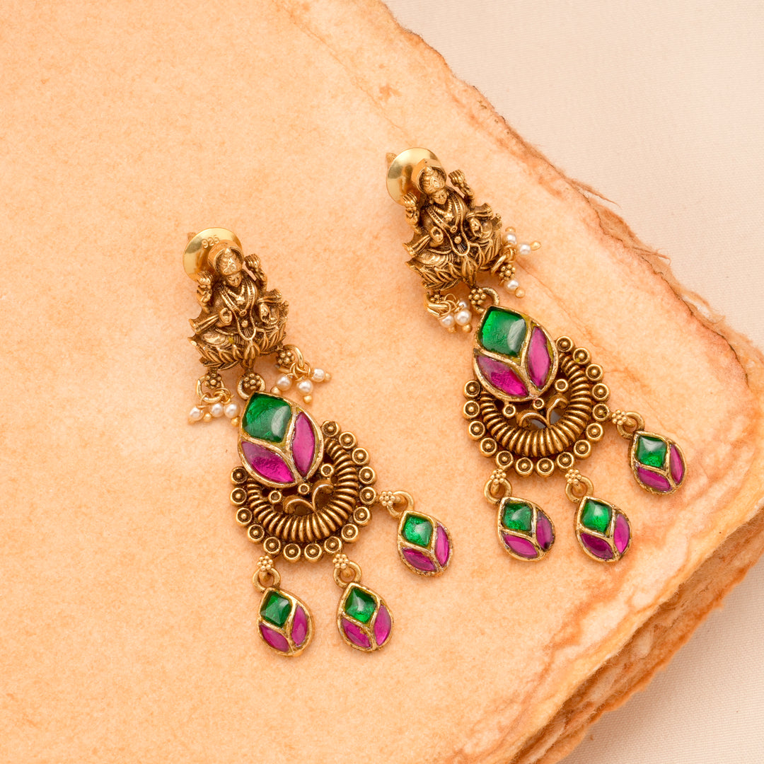 Gaja Lakshmi Golden Green White Beaded Necklace Set