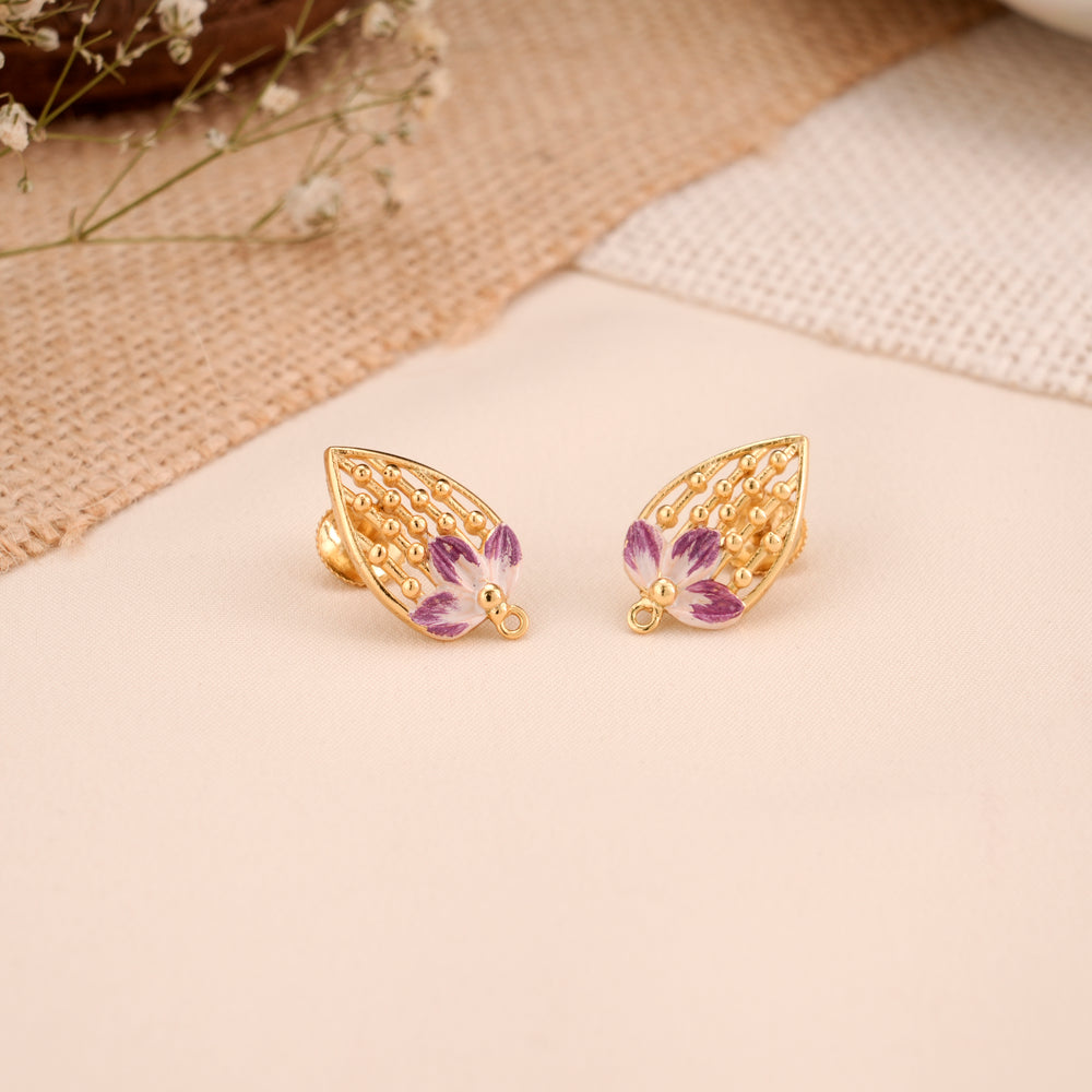 Oval Shape Leaf Floral Pattern Golden Stud