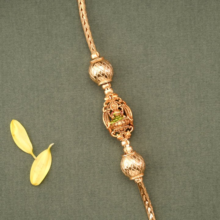 Floral Leaf Shaped Lakshmi Mugappu Chain
