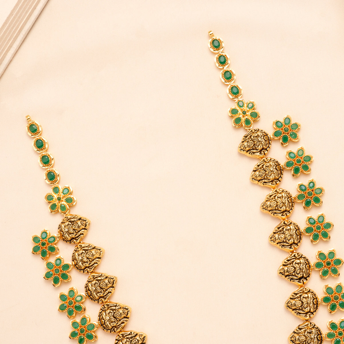 Emerald Floral Goddess Silver Necklace Set