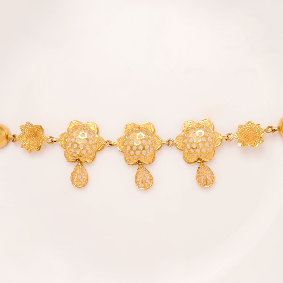 Star Pattern Turkey Type Gold Bracelet for Women