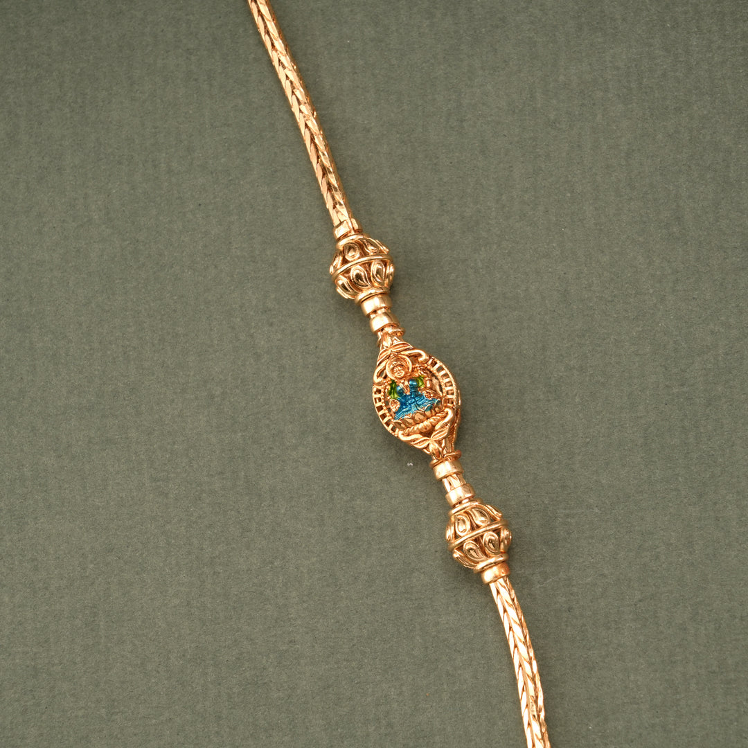 Graceful Leaf Lakshmi Mugappu Chain