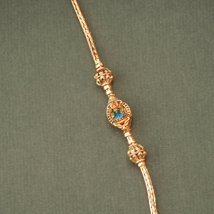 Graceful Leaf Lakshmi Mugappu Chain