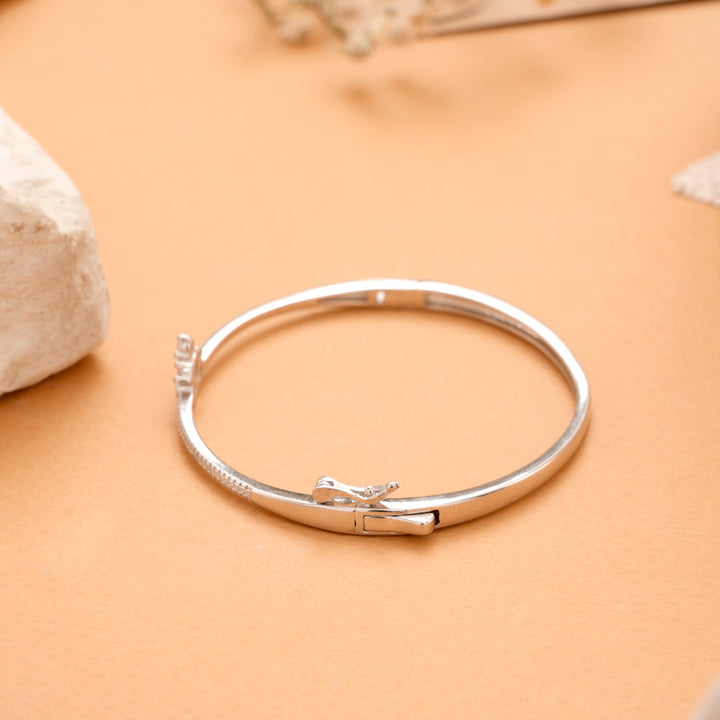 Minimal Crown Design Silver Bracelet