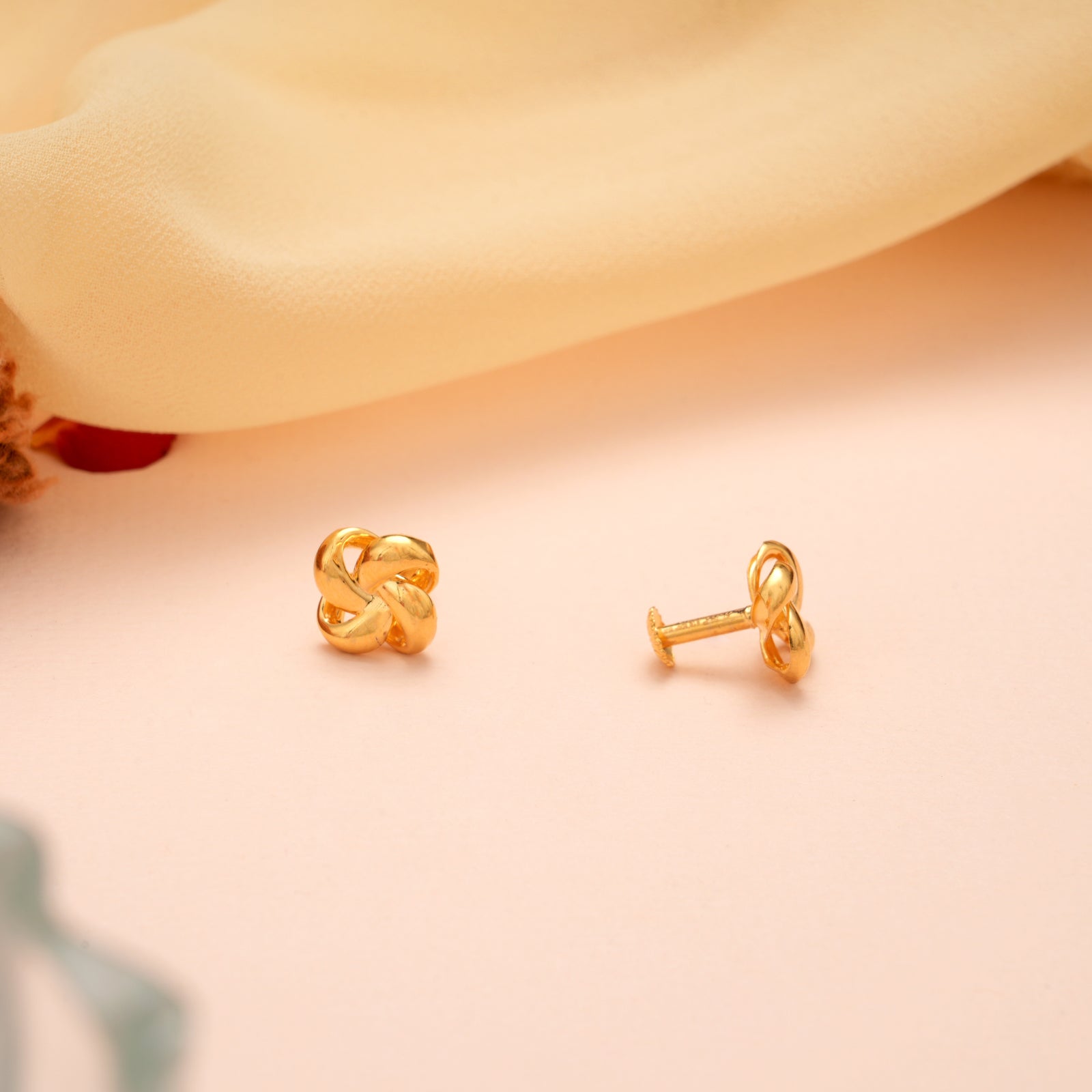 Elegant Gold Intertwined Love Knot Stud