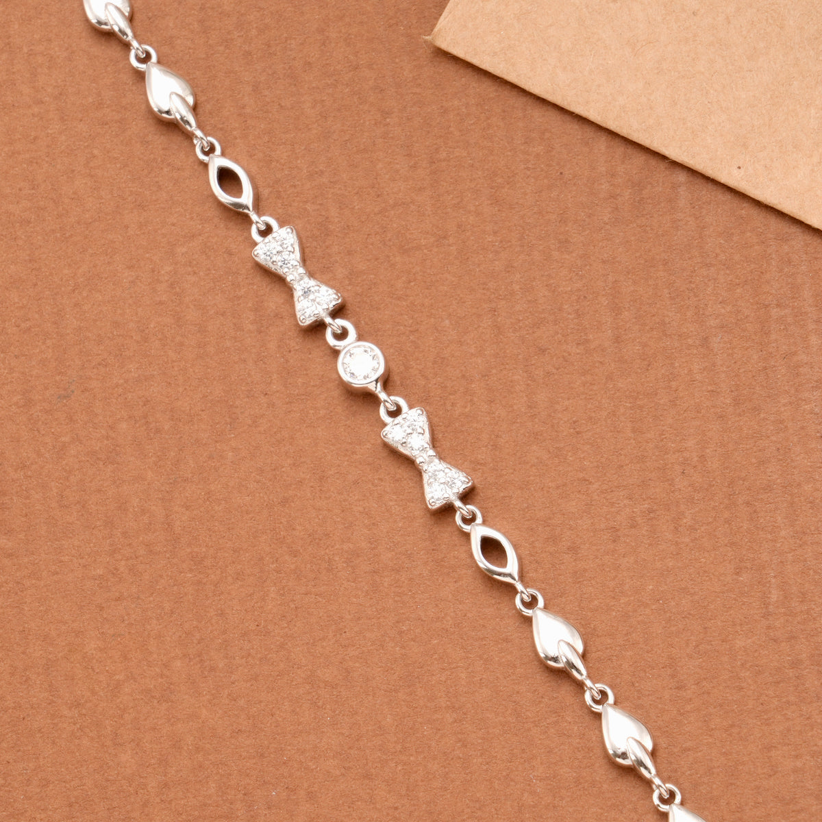 Elegant Bow Design Stone Silver Women’s Bracelet