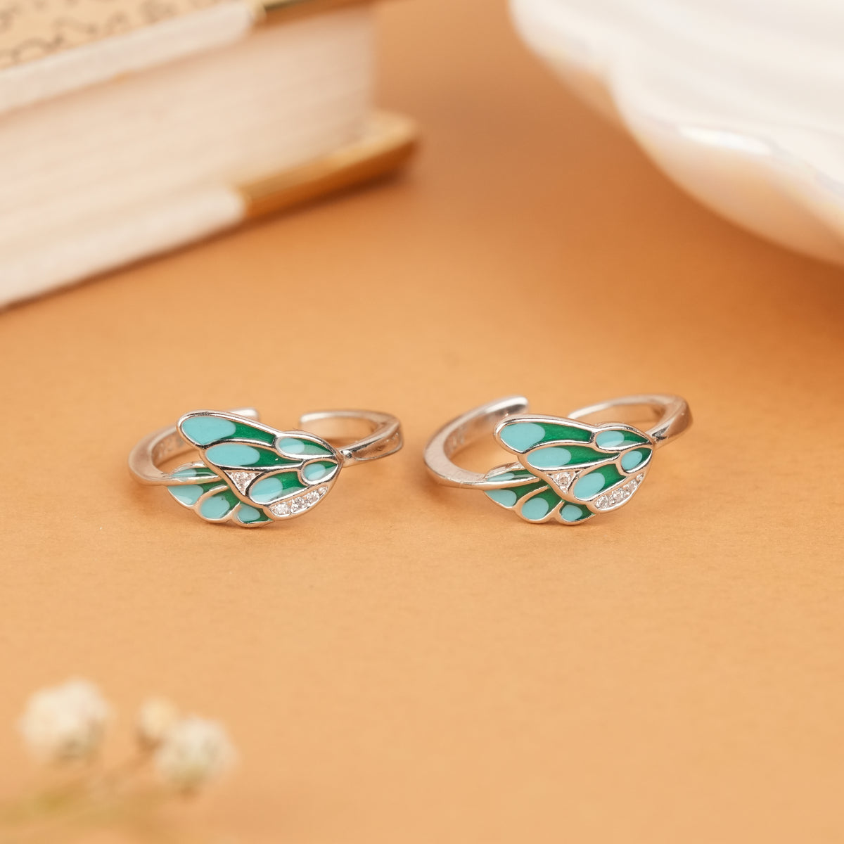 Bold Colorful Feather Silver Toe Ring