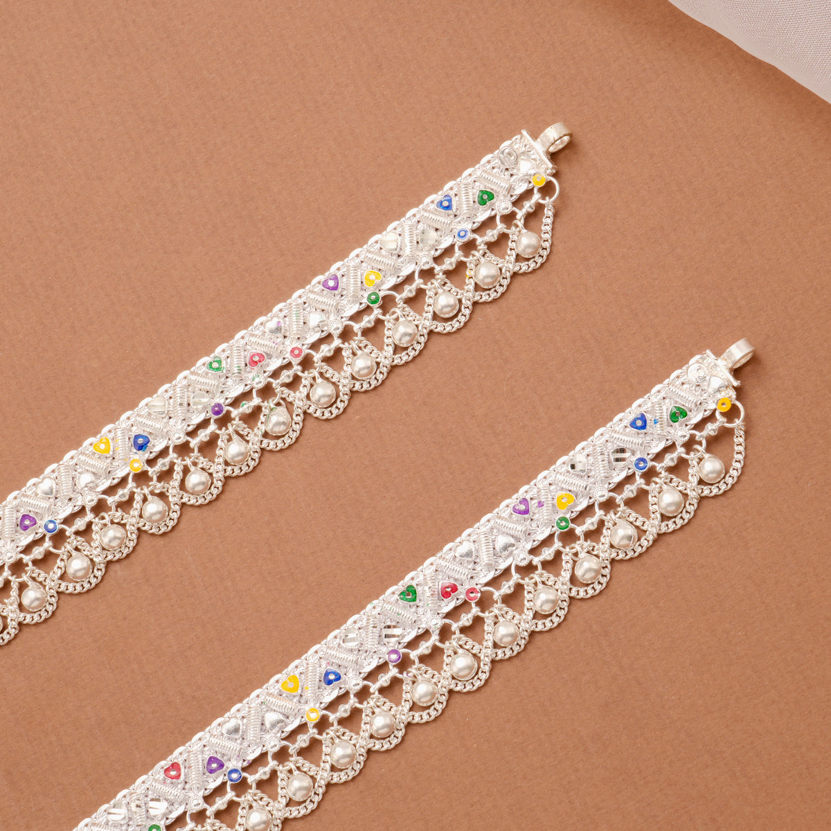 Stylish Enamel Detail Fringe Silver Anklet