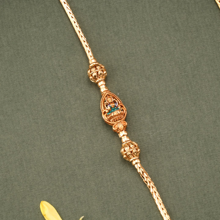 Leaf Design Goddess Lakshmi Mugappu Chain