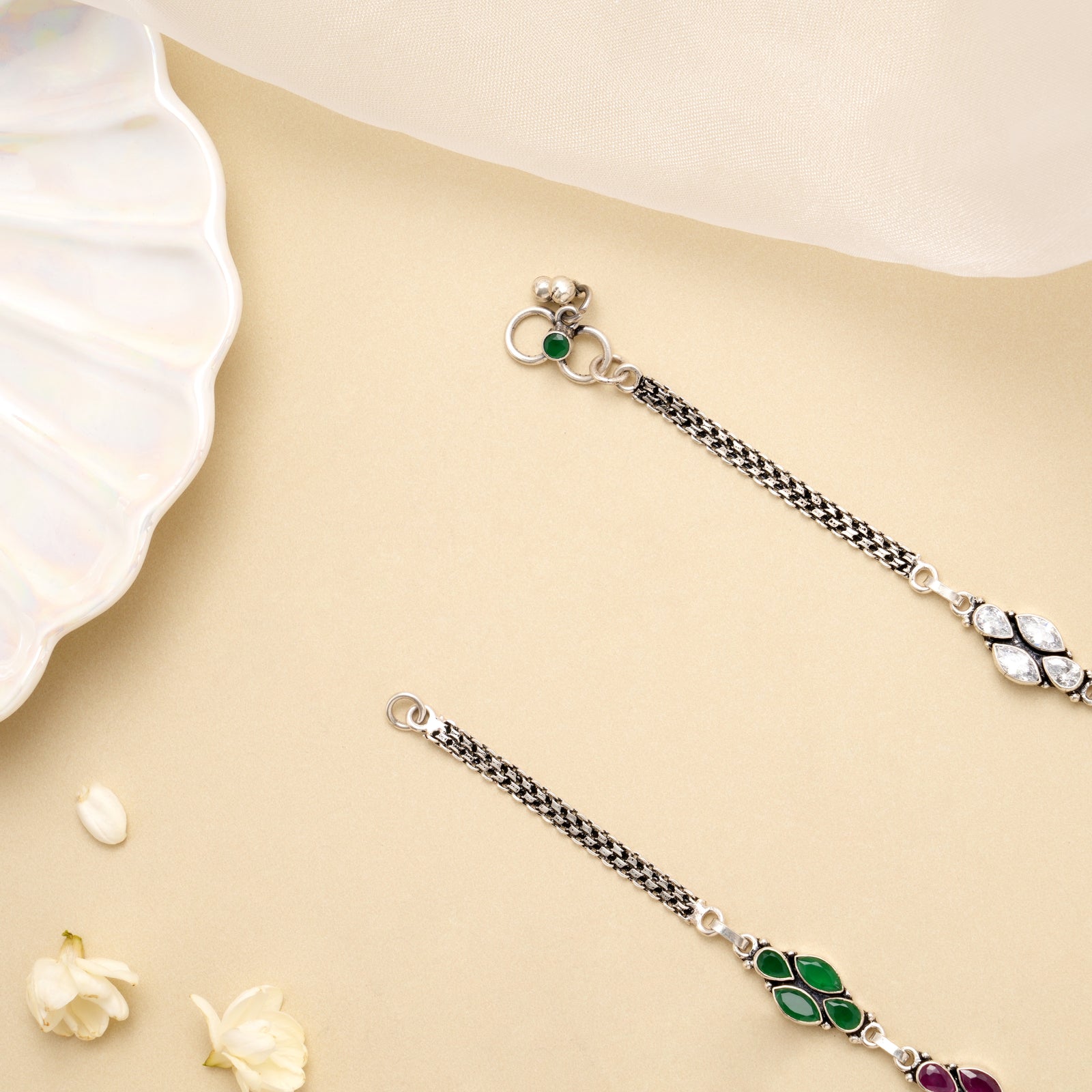 Tricolor Leaf Elegance Silver Anklet
