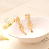 Intricate Heart Shape Leaf Pattern Golden Earring