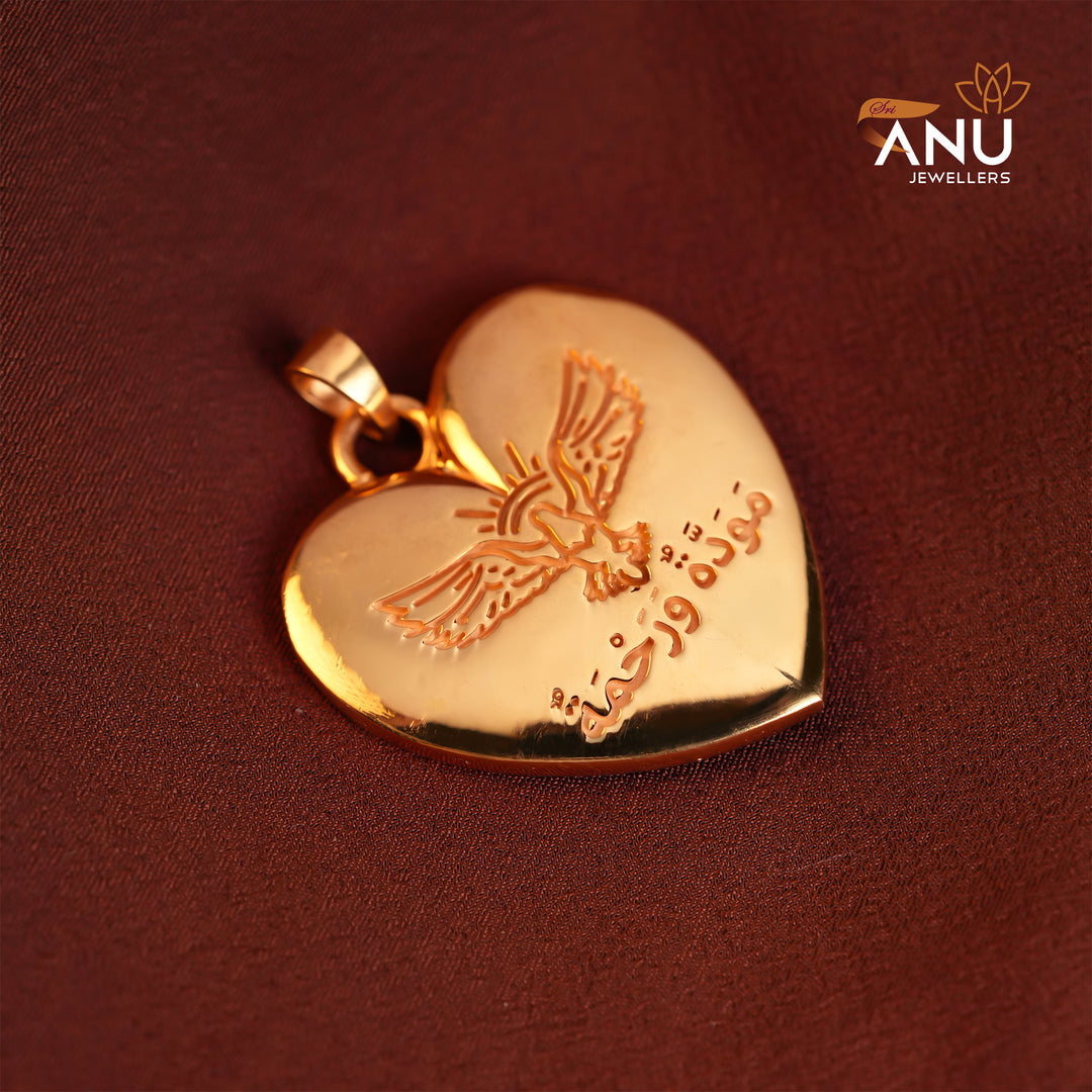 Gold Customized Heart Thali Pendant with Engraved Monogram and Star