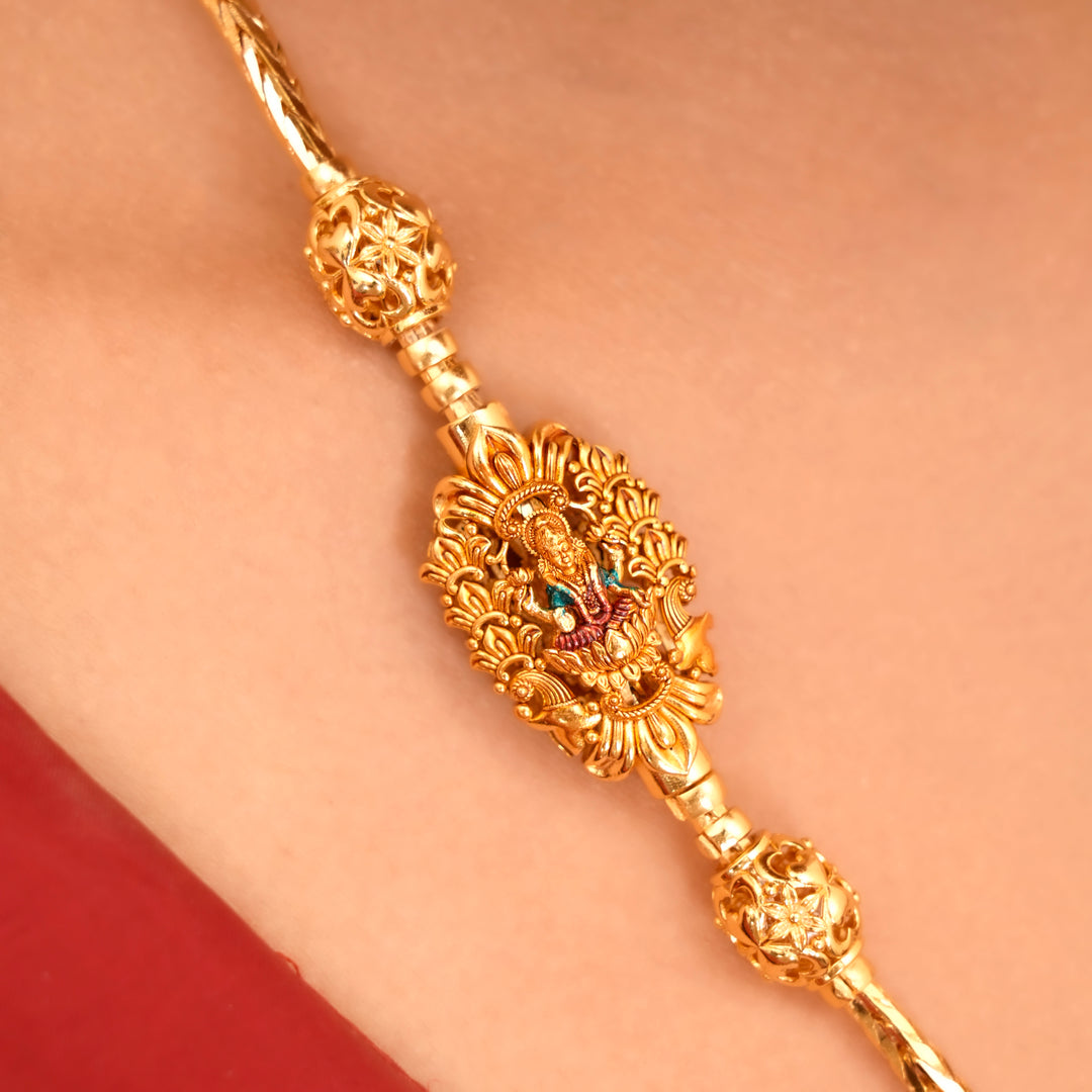 Timeless Golden Lakshmi Mugappu Chain