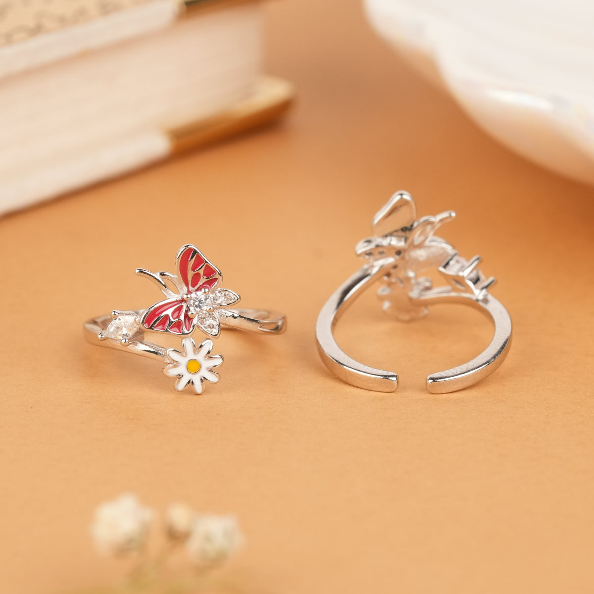 Ethnic Red Butterfly Daisy Silver Toe Ring