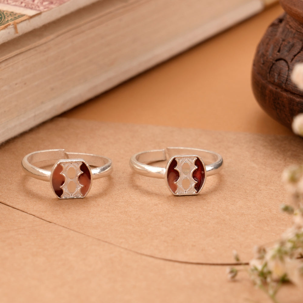 Soft Radiant Enamel Silver Toe Ring