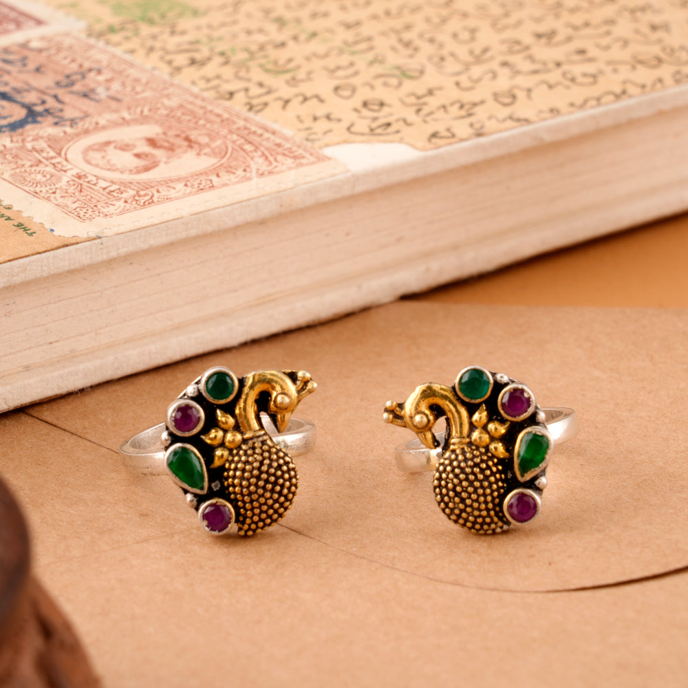 Peacock Design Stone Silver Toe Ring