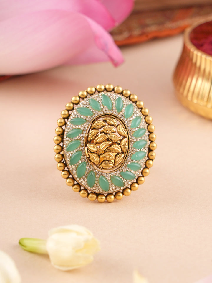 Traditional Kundan Oval Gold Ring with Emerald