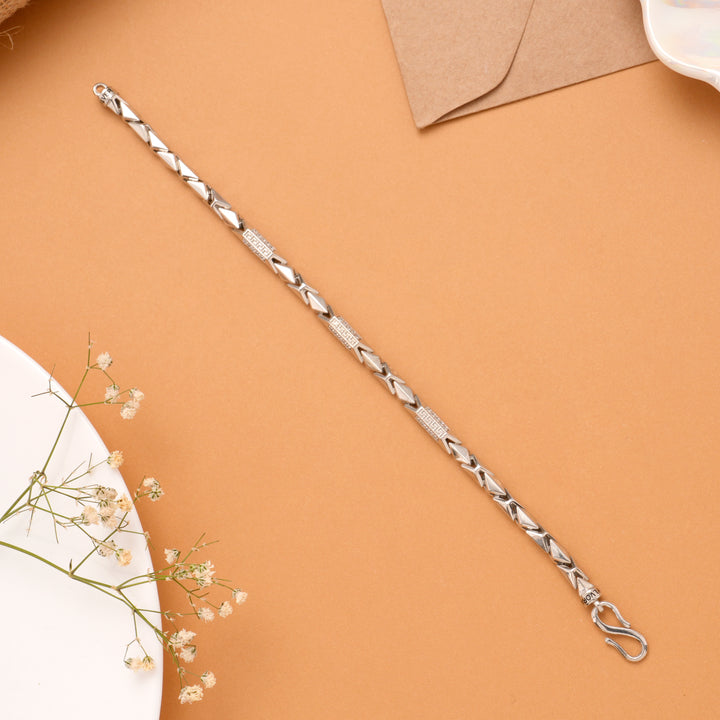 Kite Style Men’s Silver Bracelet