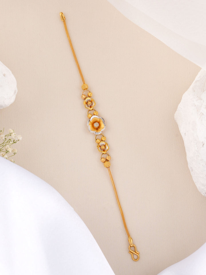 Classic Chain with Floral Gold Bracelet