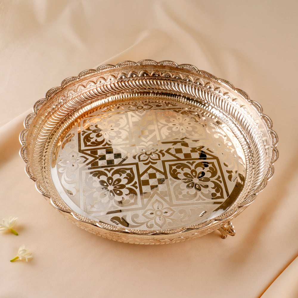 Elegant Round Silver Thamboolam Plate