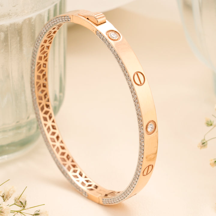 Inspired Luxury Screw Design Gold Kada