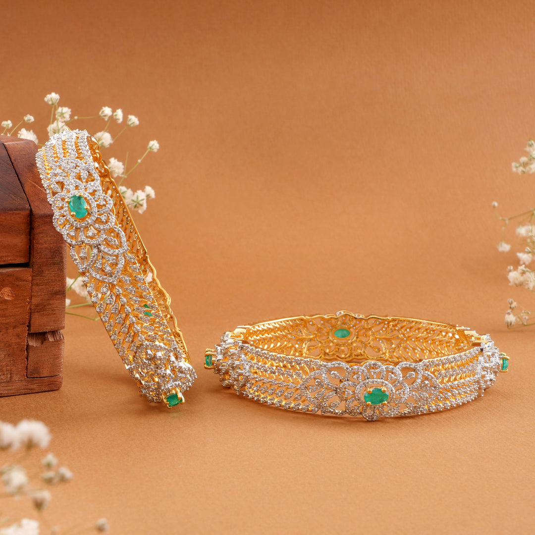 Oval Shape Emerald Swarovski Bangle