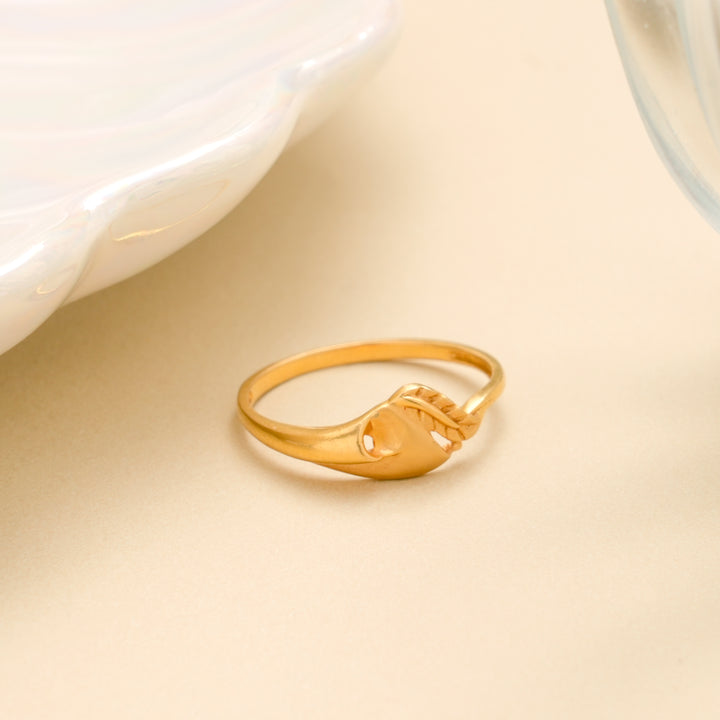 Modern Twist Leaf Gold Ring