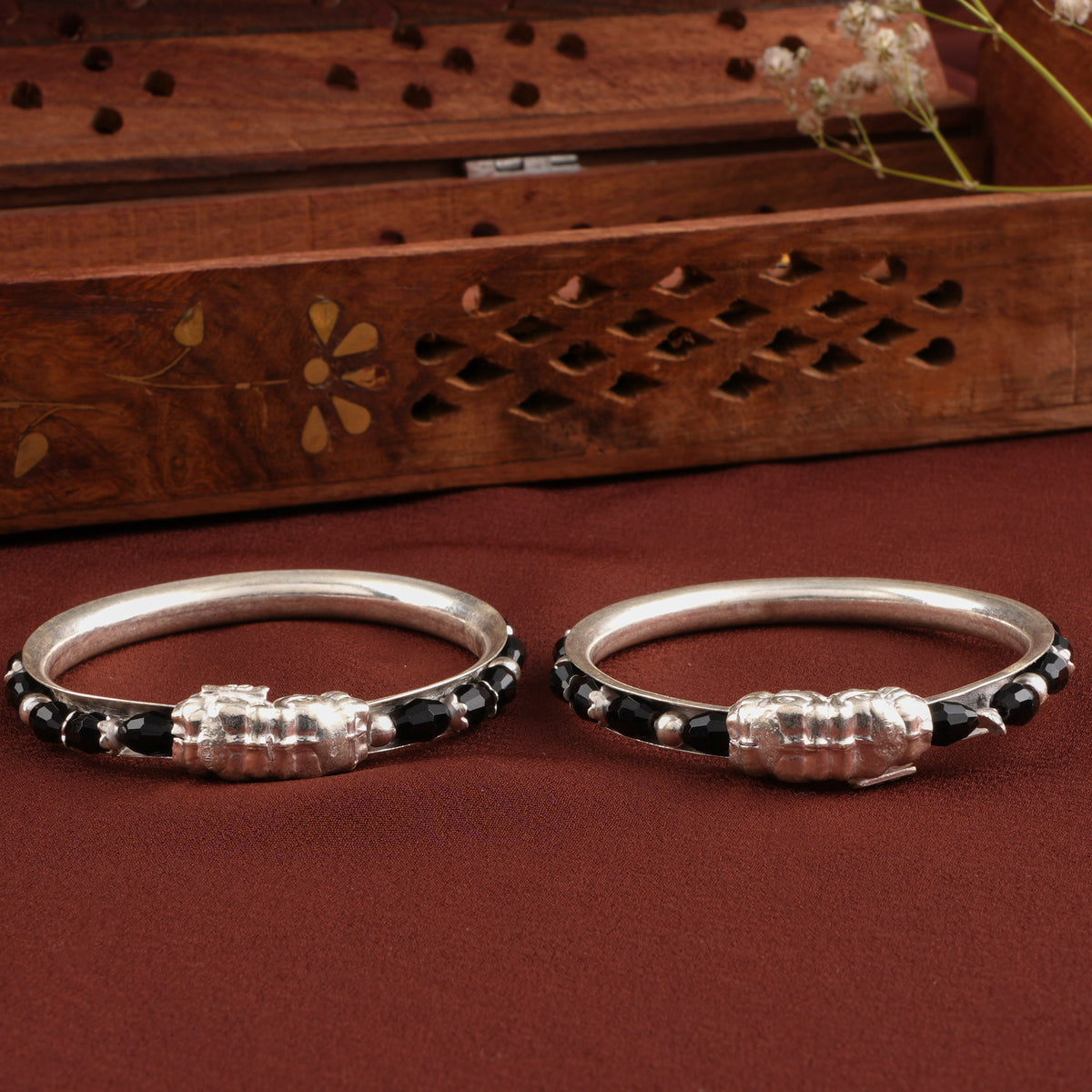 Yazhi Design with Black Beads Silver Baby Bracelet