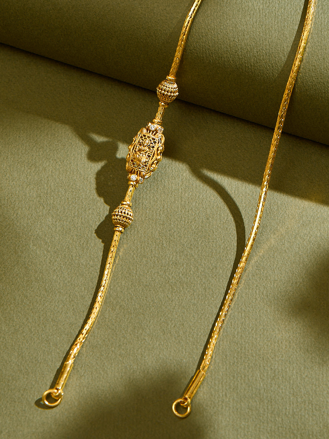 Antique Lakshmi Lotus Mugappu Chain