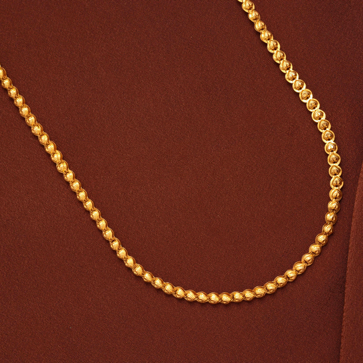 Elegant Oval Shaped Link Gold Chain for Women