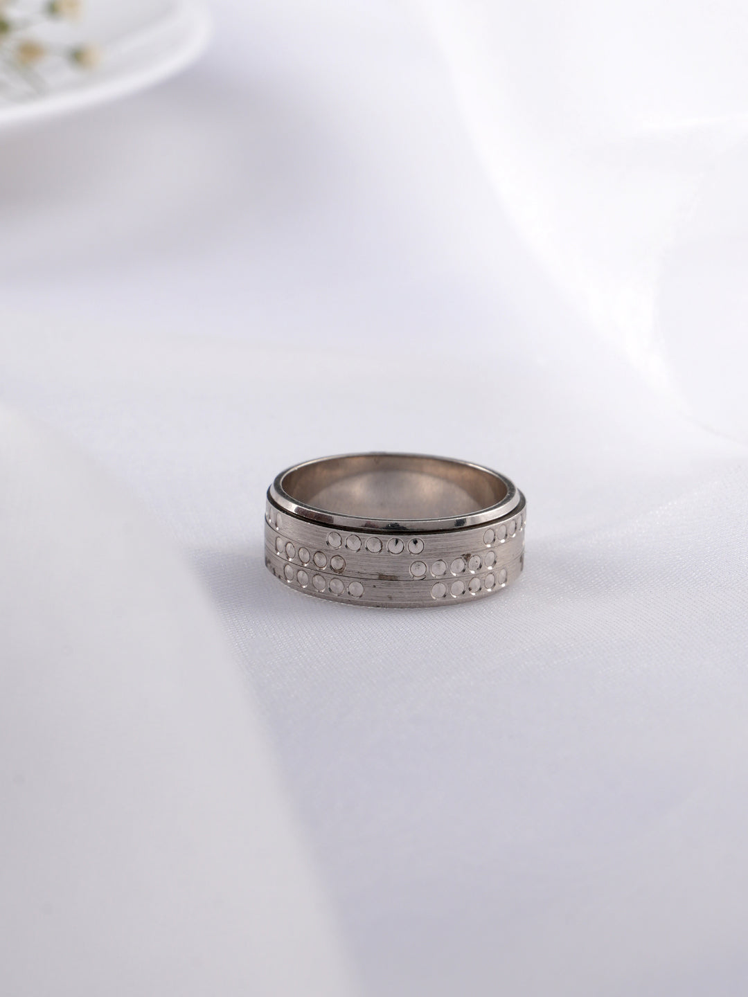 Poeme  Pattern Ring