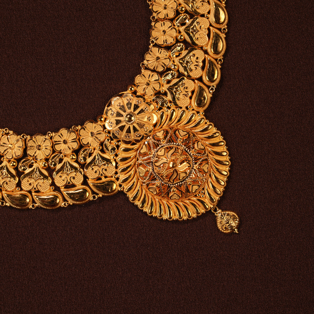 Traditional Blossom Floral Heart Design Gold Necklace