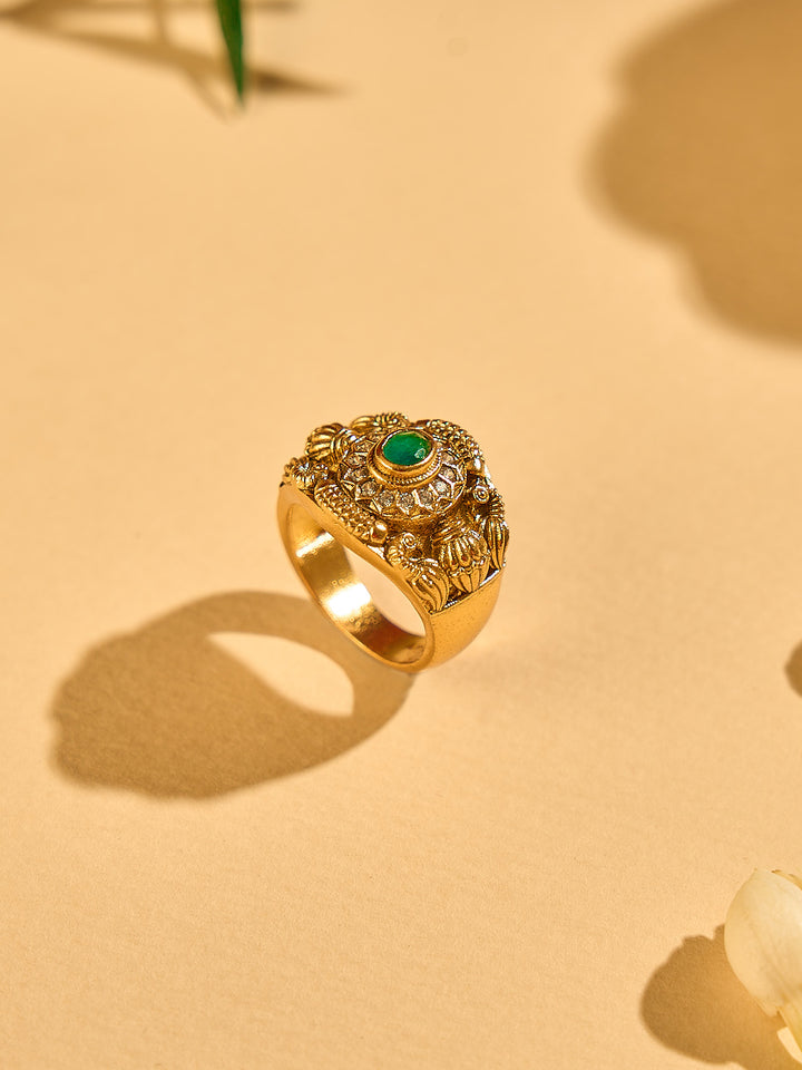 Golden Nagas Green Ring