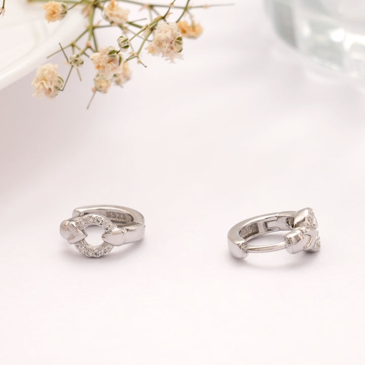 Trendy Round Link Heart Stone Silver Hoop Earring