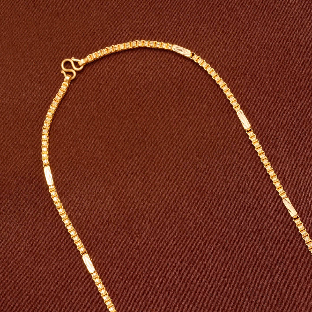 Elegant Gold Box Chain for Men